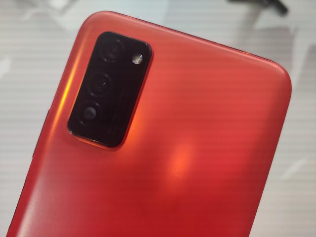 最便宜华为麒麟990诞生，4200mAh+5G全网通，再次成为用户宠儿