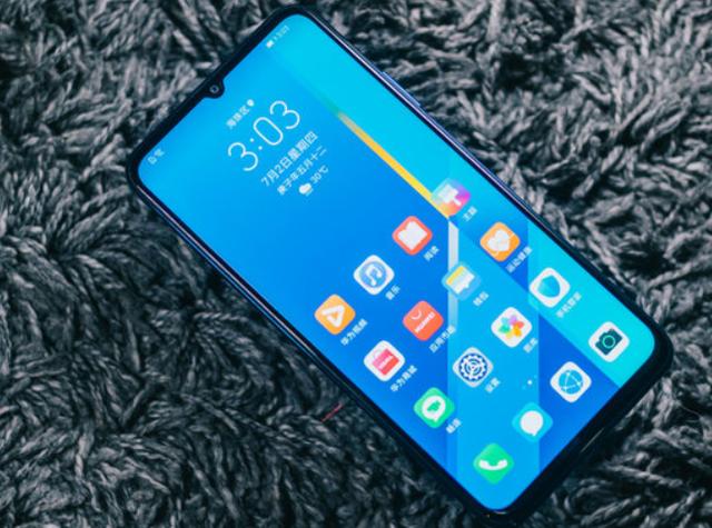 数亿花粉始料未及！荣耀2日正式宣布，网友：太良心了