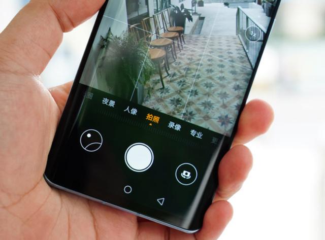 华为开始清仓，从5488跌至3488，高端旗舰跌成中端价格