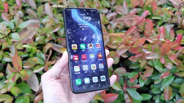 荣耀X10真机体验，拿出我的掏心话，说说真实感受