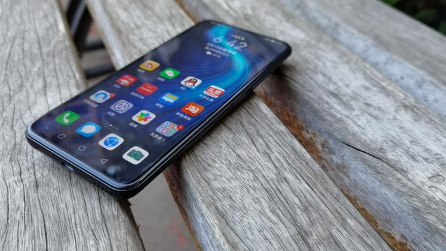 荣耀X10真机上手，憋了一肚子心里话，不吐不快