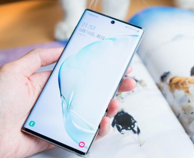 大降2300元，三星彻底妥协了，网友：不考虑iPhone 11了