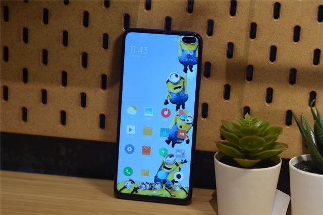 小米新一代4G手机：4500mAh+8GB+256GB，重回1999元