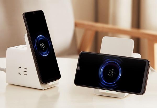 小米发布立式无线充插座：功率不高但接口够多，众筹价109元