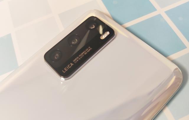 华为P40与iPhone 11难抉择? 看过这篇你就知道五一该买哪个