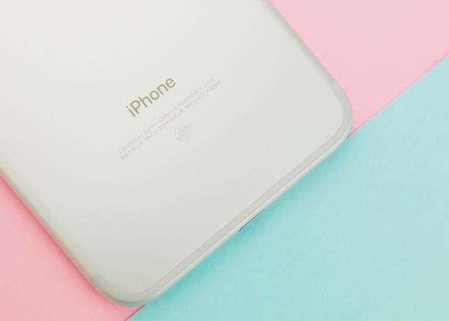 苹果彻底发飙，128GB+5.5英寸苹果，从7188降至3599