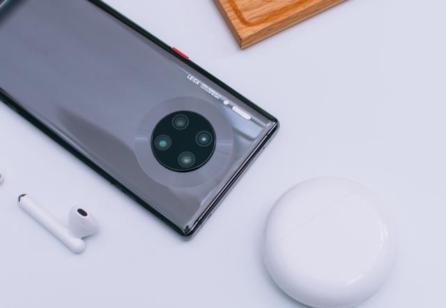 华为Mate30 Pro 5G：你好，恭喜你了