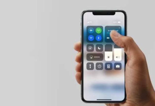 iPhoneXS：清仓价出现，还是说再见