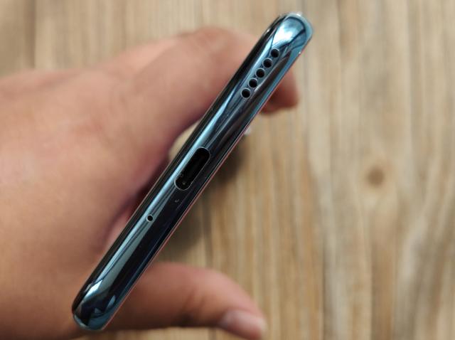 荣耀20青春版评测：颜值高拍照好 小仙女换机首选