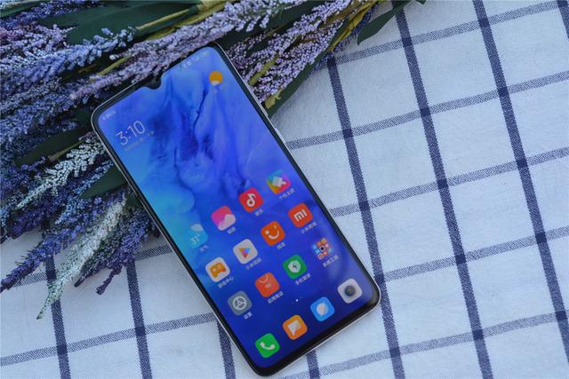 安卓旗舰别瞎买，最值得买的就这3款，闭着眼买都不会错