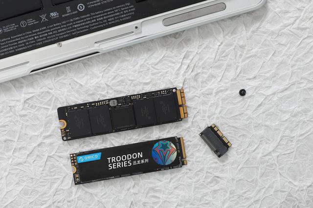 告别MacBook小容量时代，网友：中国技术让库克泪流满面