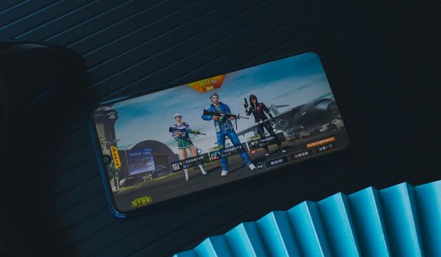 六频段5G和高刷屏竟然千元机也有！刚开售的真香机体验超预期