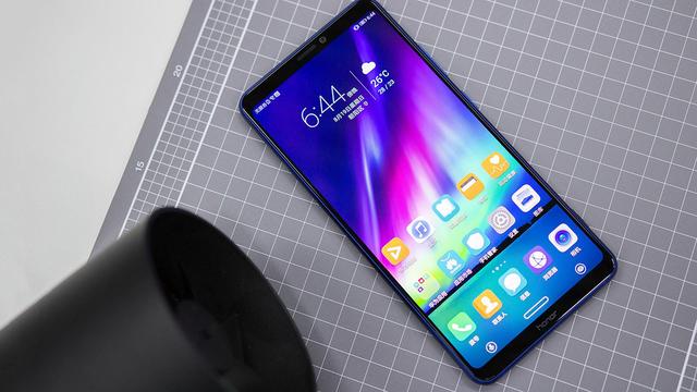 赵明没有说大话，荣耀X10 Max信息曝光，7英寸大屏满足用户需求