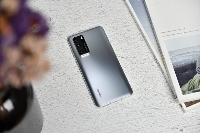 被打压又如何？4月份华为手机销量首次超三星，跃居全球榜首