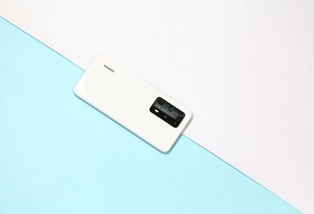 被打压又如何？4月份华为手机销量首次超三星，跃居全球榜首