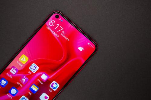 联想实现全面屏？“反向刘海”设计，相比挖孔屏更好