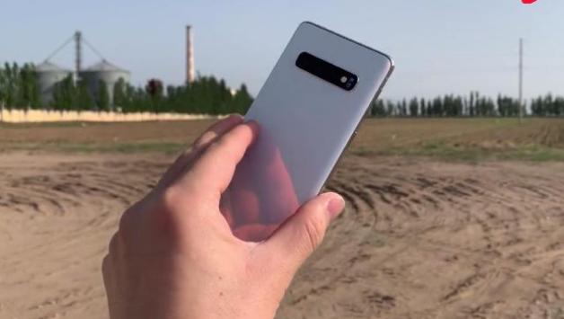 从7699降至4788，2K全视屏+512GB，网友：这三星旗舰不香？