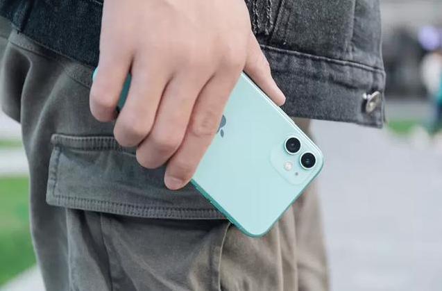 苹果良心了，iPhone11价格迎来新低，果粉：后悔买早了