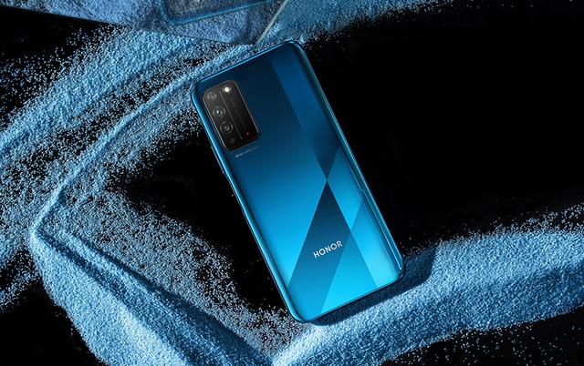 华为最良心的4部手机，高配低价，都是麒麟处理器，你会选谁？