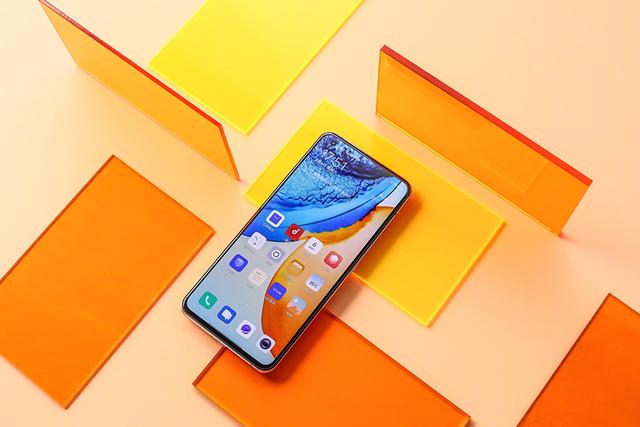 Vivo爆出大招！15分钟充满手机+120Hz电竞屏，价格感人