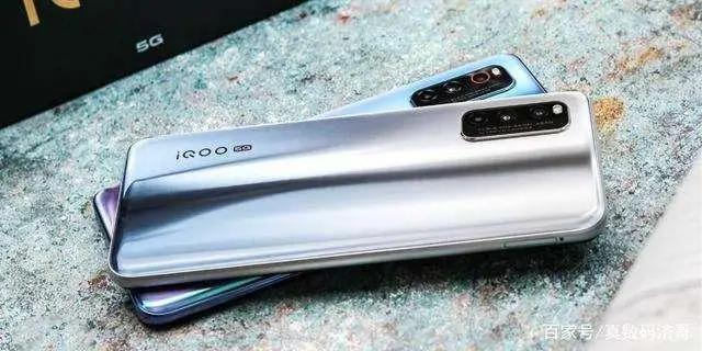 手机厂商最喜欢偷工减料的地方，你都知道吗？