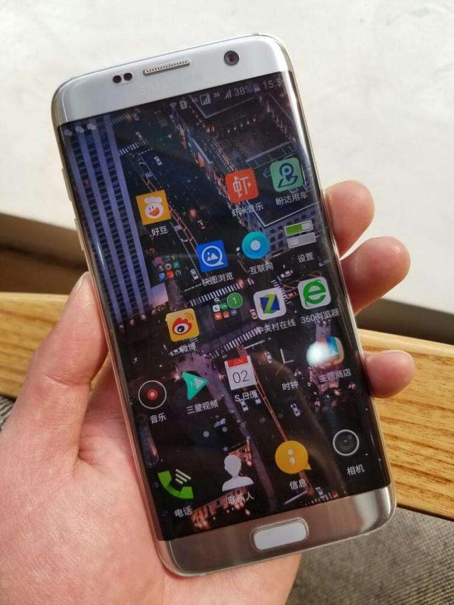 为什么LCD息屏显示功耗更低却没有厂商愿意给LCD手机适配?