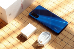 华为彻底爆发，90Hz+双模5G+4000mAh，这才是真香5G千元机