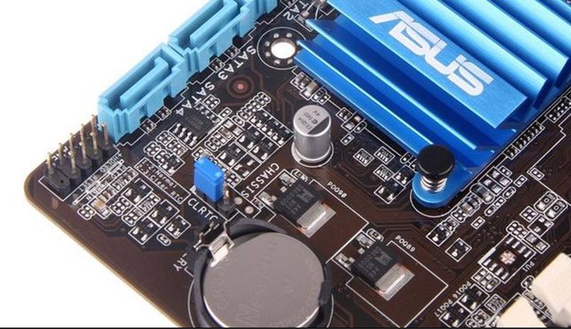 主板电池没电会怎样？手把手教你拆装主板电池