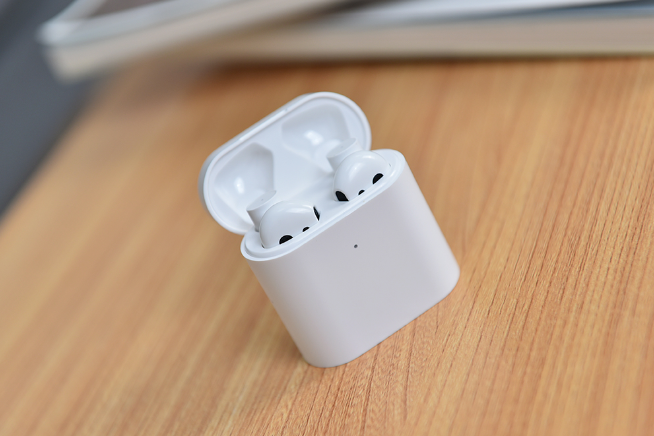 别光想着AirPods，这四款真无线耳机也不错，第一不足百元