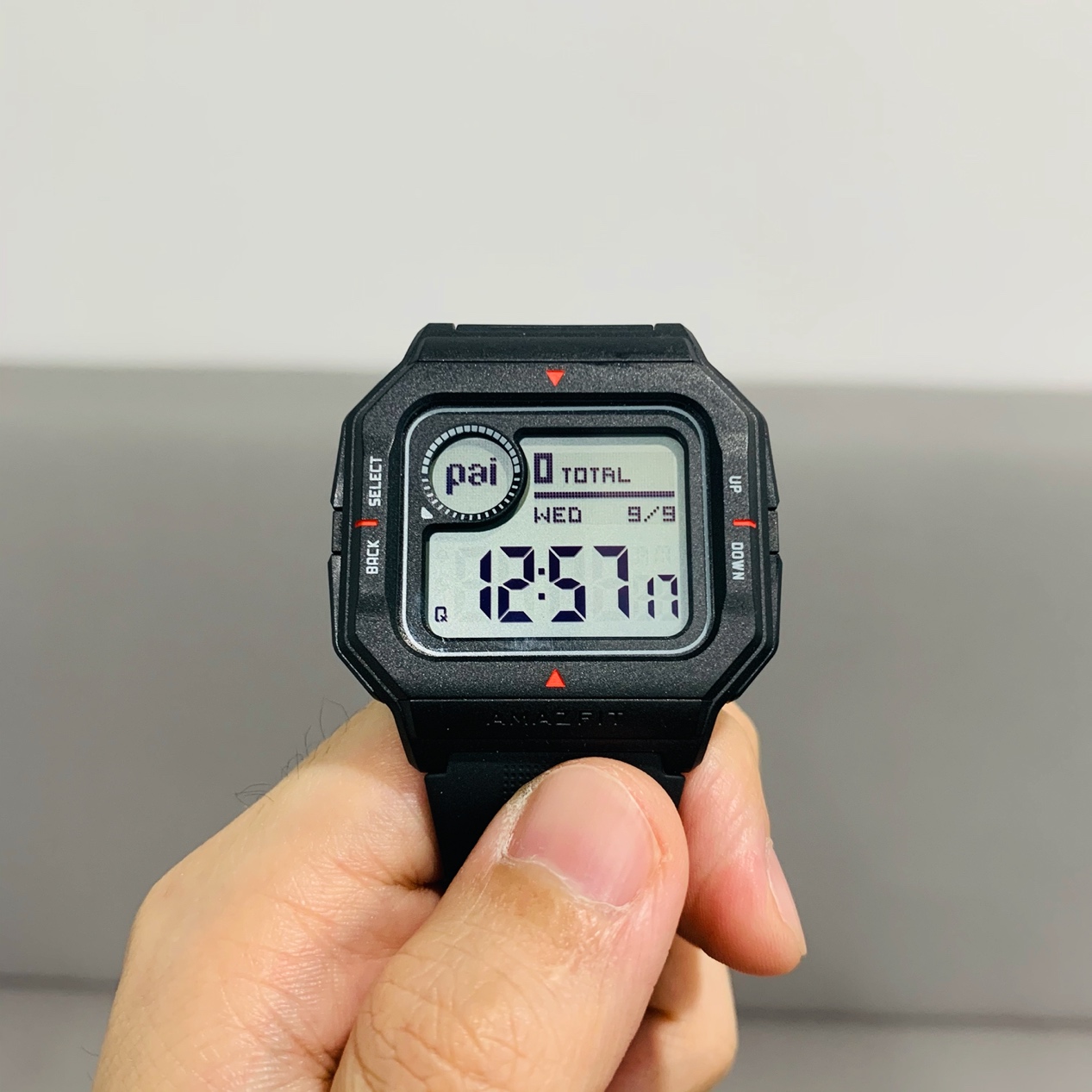 华米科技Amazfit Neo智能手表：用科技重塑腕上经典