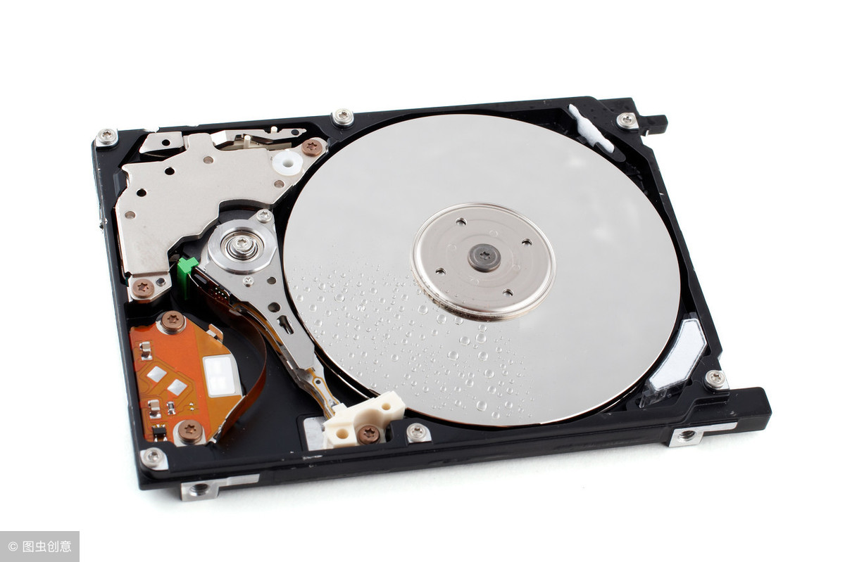 固态和机械硬盘有何区别？看完这两者的优缺点，你就知道了！