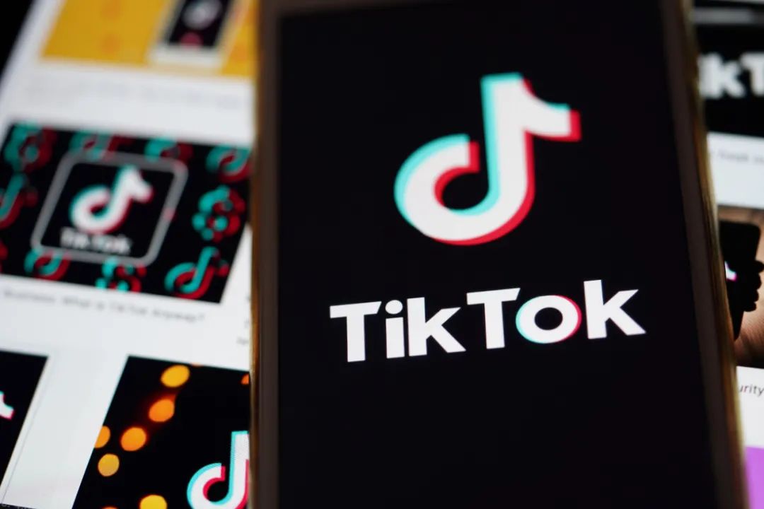 美商务部宣布禁用 TikTok、微信，9月 20日起禁止下载