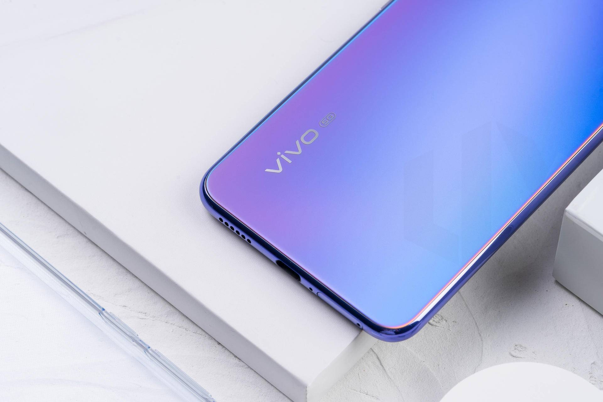 轻薄度和时尚感全面升级，vivo S7带来全新体验