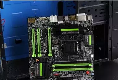 可配八代酷睿的Z370/H370/B360/H310主板该如何选择？