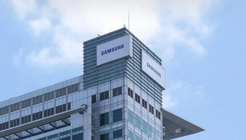 三星计划采用透明聚酰亚胺基板生产可折叠 OLED 面板,提高屏下摄像质量
