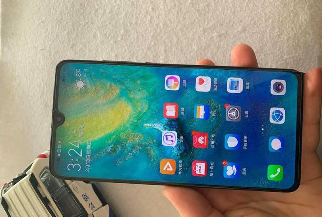 用了2年华为，换机到小米10一个月，错怪它了！