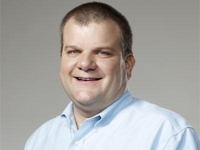 苹果造车的隐秘往事：乔布斯的遗愿，特斯拉的墓地，库克的退休金