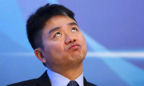 刘强东“辞任”京东为“躲风头”？携妻子“转战”口罩，你怎么看