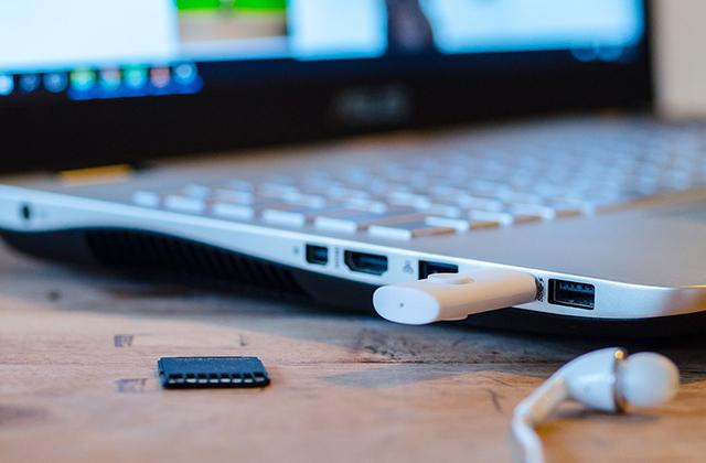 U盘打不开并不是坏了，学会这两个命令，轻松修复里面的文件