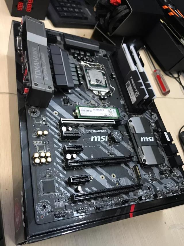 2080ti众称煤气灶的万元级主机