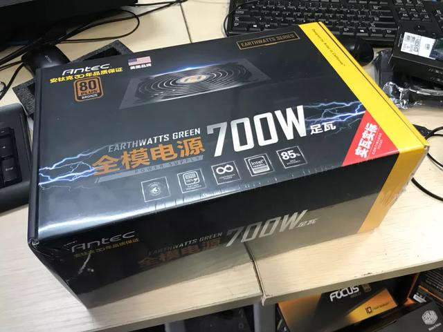 2080ti众称煤气灶的万元级主机